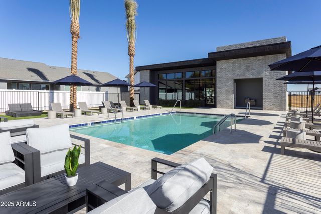 9117 N 181st Avenue 99, Waddell, AZ 85355