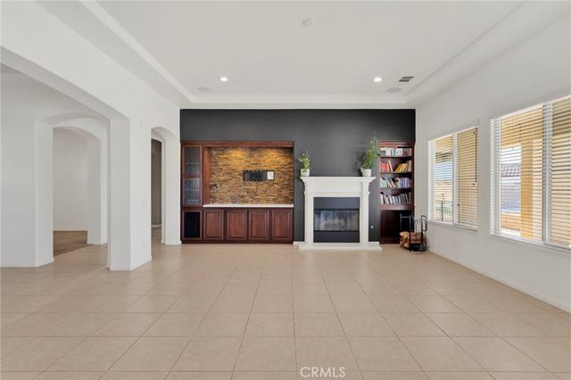 19204 Monterey Street, Apple Valley, CA 92308