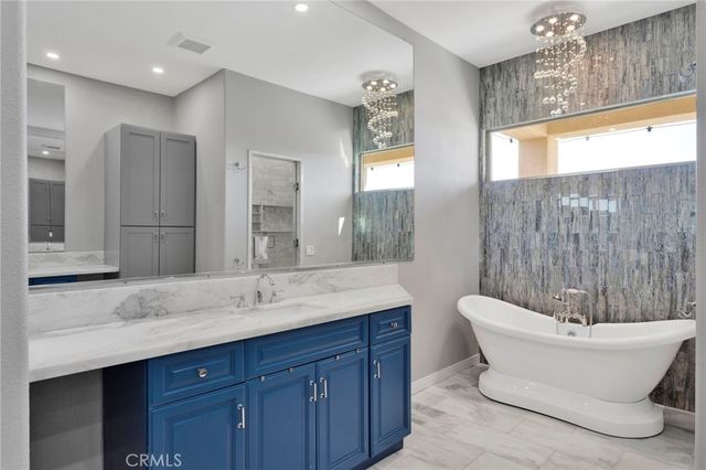 19204 Monterey Street, Apple Valley, CA 92308
