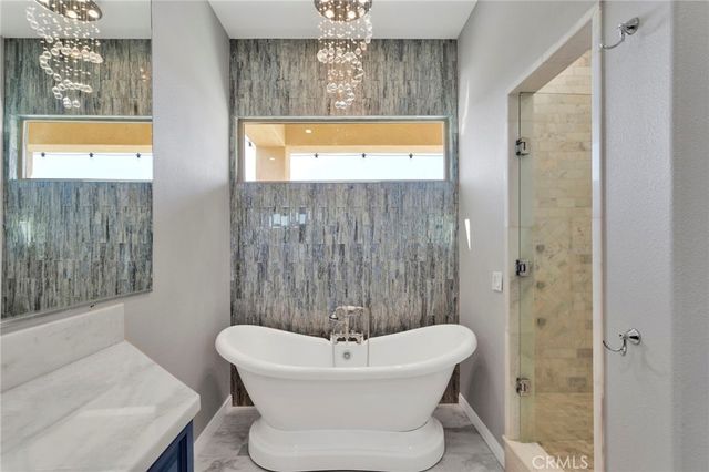 19204 Monterey Street, Apple Valley, CA 92308