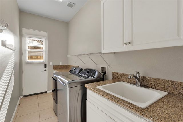 19204 Monterey Street, Apple Valley, CA 92308
