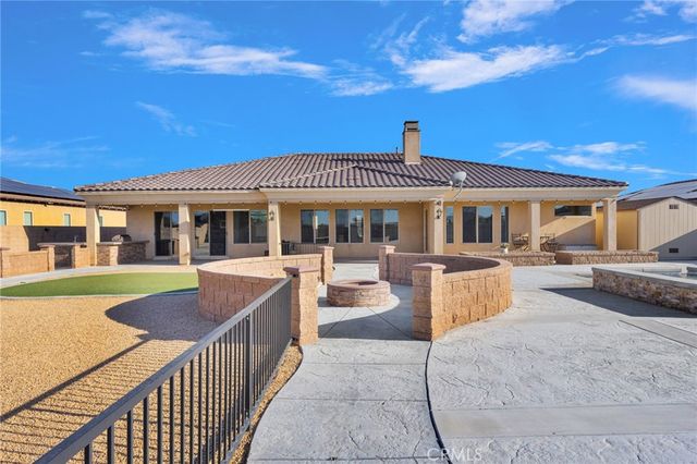 19204 Monterey Street, Apple Valley, CA 92308