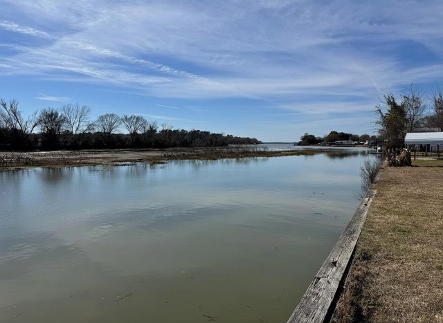 9593 Darkwood, Willis, TX 77318