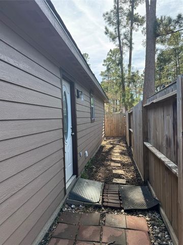 9593 Darkwood, Willis, TX 77318