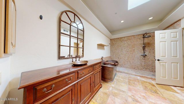 8100 E CAMELBACK Road 39, Scottsdale, AZ 85251