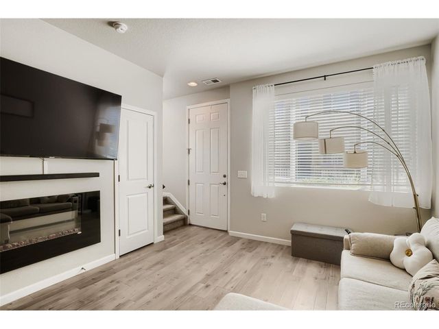 15476 W 64th Loop B, Arvada, CO 80007