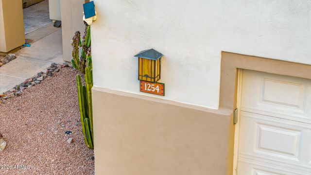 1254 E JOAN D ARC Avenue, Phoenix, AZ 85022