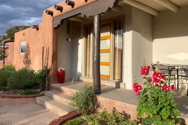 1893 Conejo Drive, Santa Fe, NM 87505