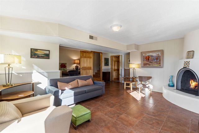 1893 Conejo Drive, Santa Fe, NM 87505