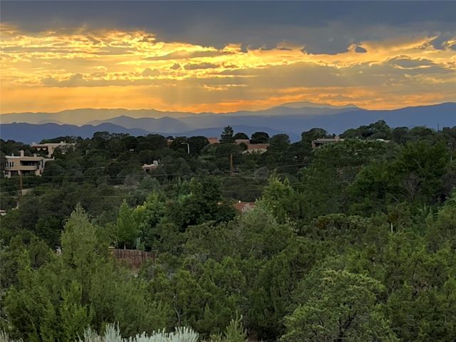 1893 Conejo Drive, Santa Fe, NM 87505
