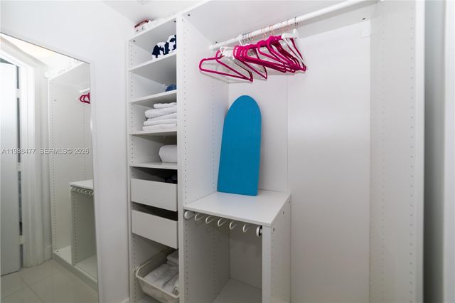 1830 S Ocean Dr 1808, Hallandale Beach, FL 33009