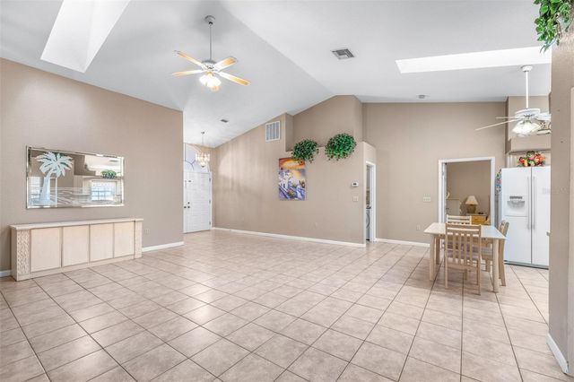 714 CHARLOTTE AVENUE, Tarpon Springs, FL 34689