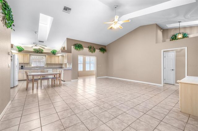 714 CHARLOTTE AVENUE, Tarpon Springs, FL 34689