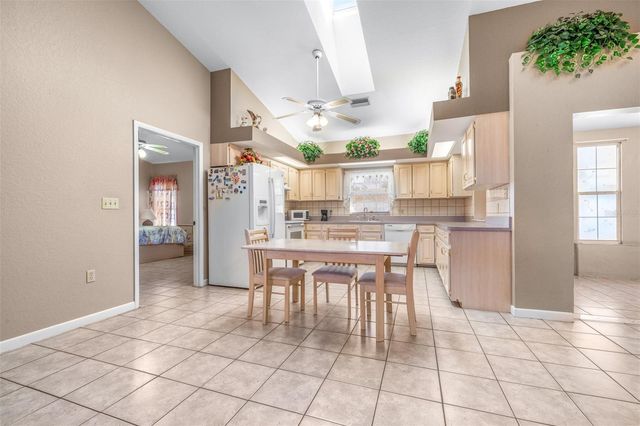 714 CHARLOTTE AVENUE, Tarpon Springs, FL 34689