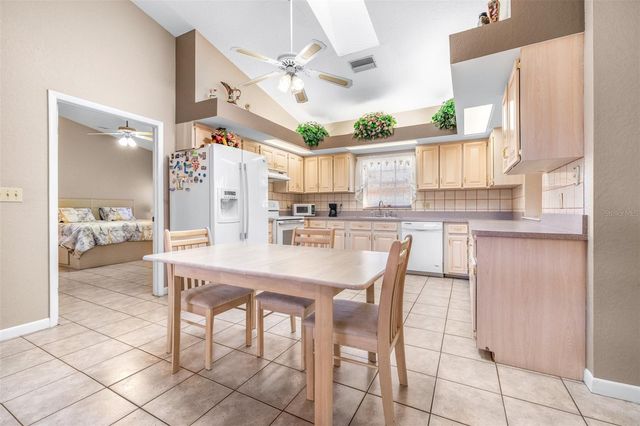 714 CHARLOTTE AVENUE, Tarpon Springs, FL 34689