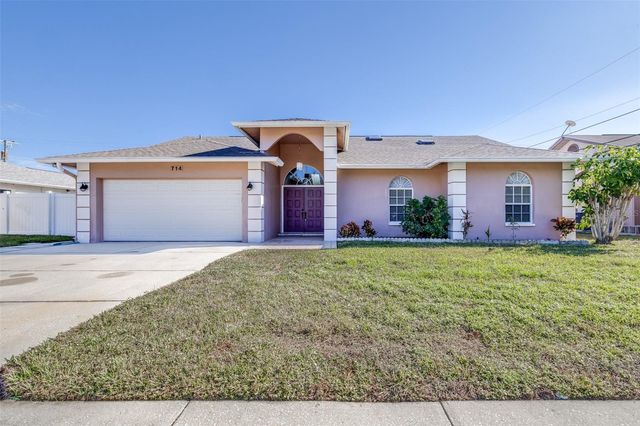 714 CHARLOTTE AVENUE, Tarpon Springs, FL 34689