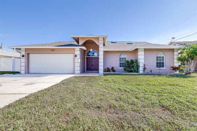 714 CHARLOTTE AVENUE, Tarpon Springs, FL 34689