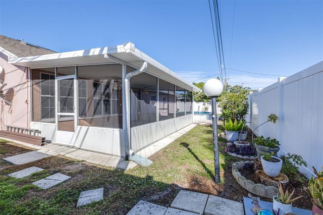 714 CHARLOTTE AVENUE, Tarpon Springs, FL 34689