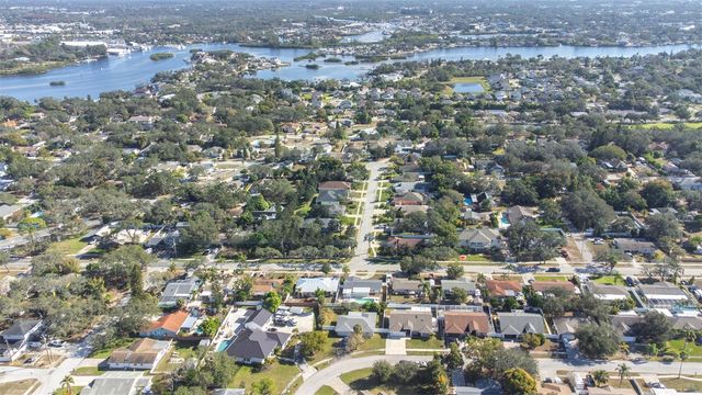 714 CHARLOTTE AVENUE, Tarpon Springs, FL 34689