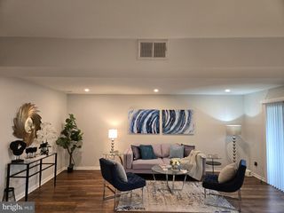 3 MULLINGAR CT #102, Lutherville Timonium, MD 21093