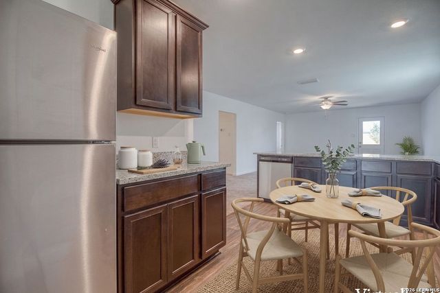 3055 JACKSON SMT, Converse, TX 78109