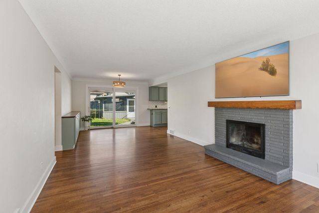 7429 Clinton Avenue, Richfield, MN 55423