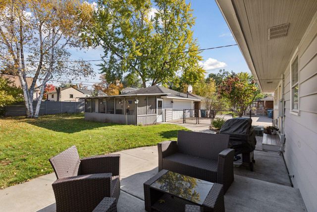 7429 Clinton Avenue, Richfield, MN 55423