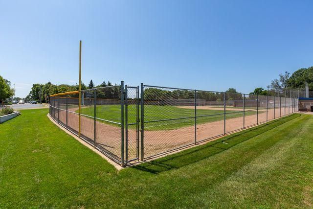 7429 Clinton Avenue, Richfield, MN 55423