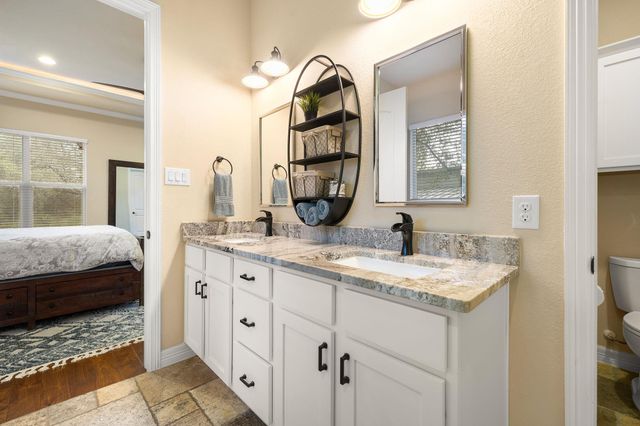 103 Kendall DR, Spicewood, TX 78669