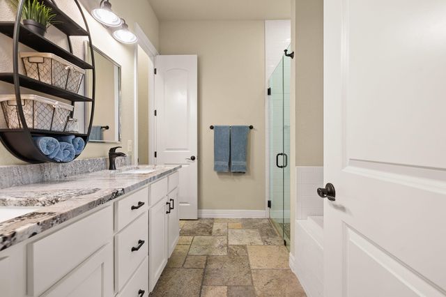 103 Kendall DR, Spicewood, TX 78669