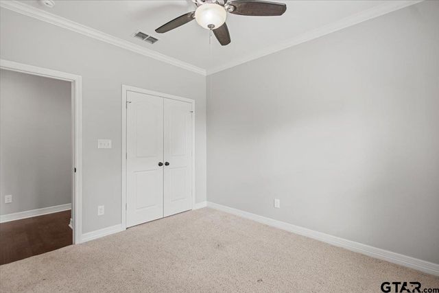 19623 Dove Ridge Dr., Lindale, TX 75771