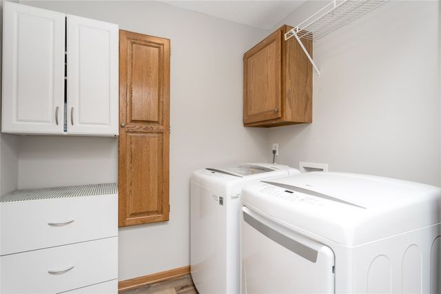 5408 Cody Drive, West Des Moines, IA 50266