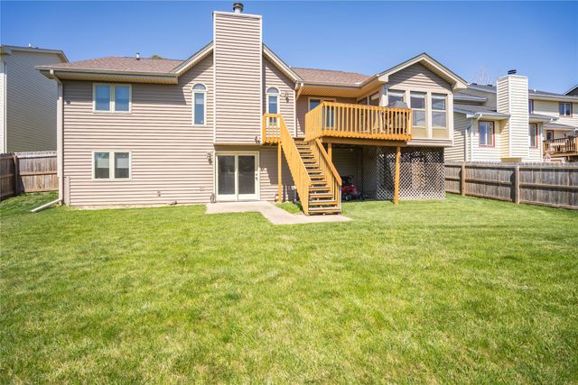 5408 Cody Drive, West Des Moines, IA 50266