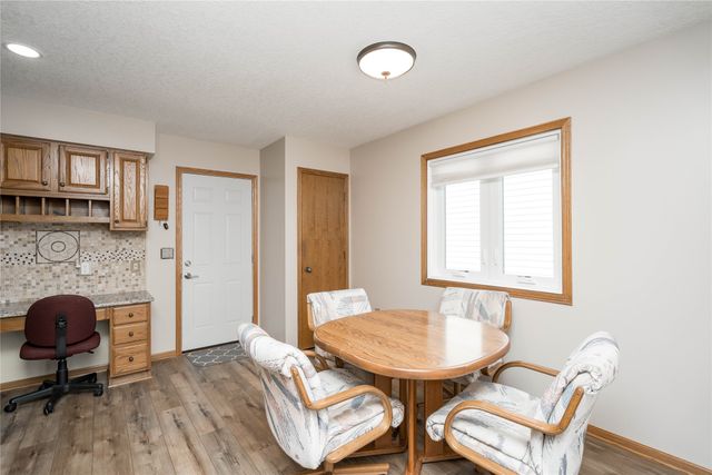 5408 Cody Drive, West Des Moines, IA 50266