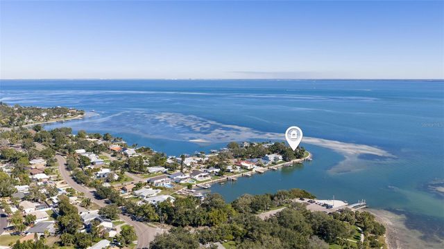 218 COLONY POINT ROAD S, St Petersburg, FL 33705