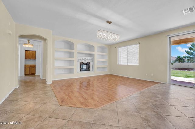7604 N 87TH Drive, Glendale, AZ 85305
