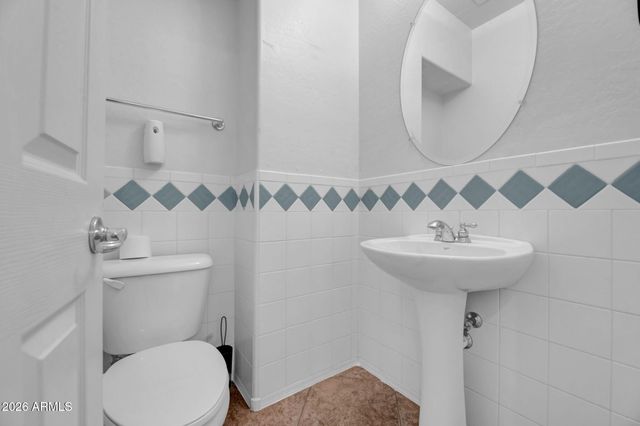 7604 N 87TH Drive, Glendale, AZ 85305