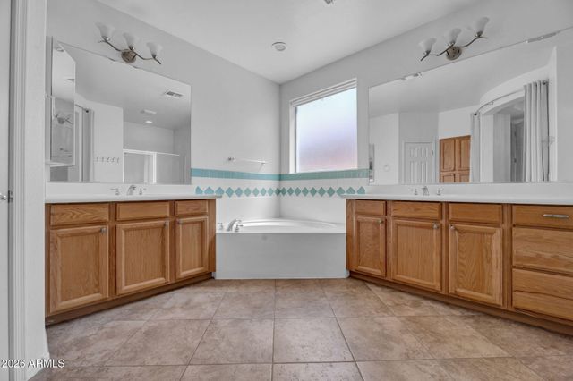 7604 N 87TH Drive, Glendale, AZ 85305