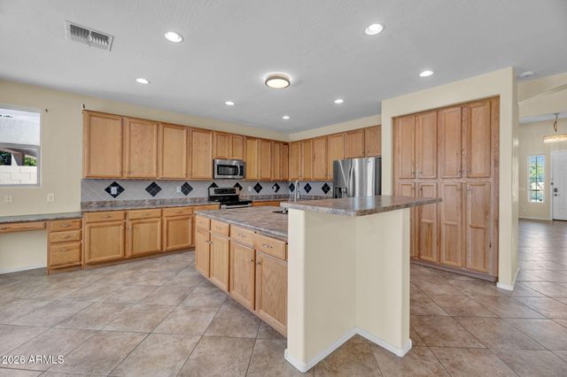 7604 N 87TH Drive, Glendale, AZ 85305