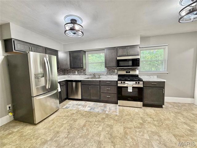 118 Alice Drive, O'fallon, IL 62269