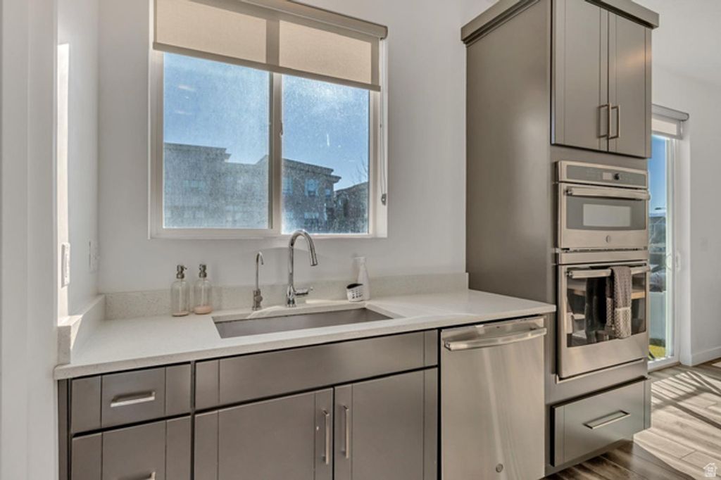 717 W WYNWOOD DR, Murray, UT 84123 — photo 5