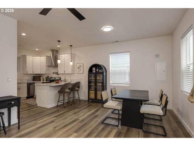 4805 Se INA Ave, Milwaukie, OR 97267