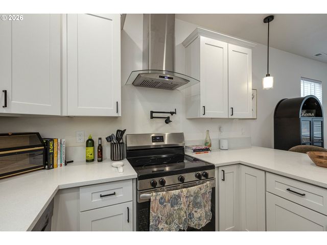 4805 Se INA Ave, Milwaukie, OR 97267