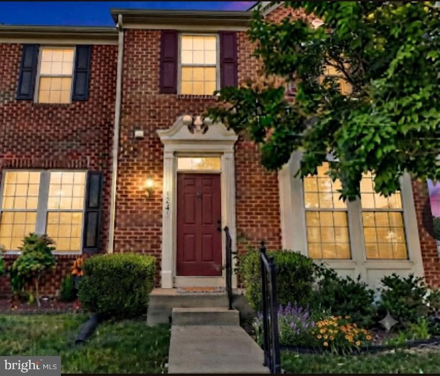 1141 WILBERFORCE CT, Capitol Heights, MD 20743