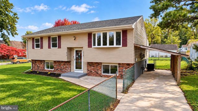 214 1ST AVE, Lindenwold, NJ 08021