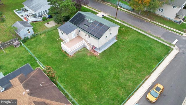 214 1ST AVE, Lindenwold, NJ 08021