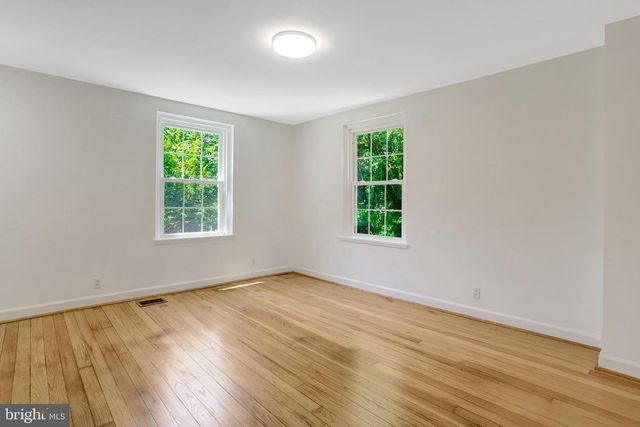 4837 27TH RD S, Arlington, VA 22206