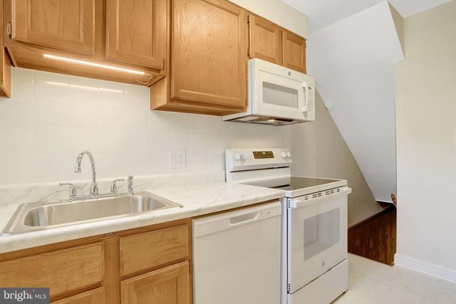 4837 27TH RD S, Arlington, VA 22206