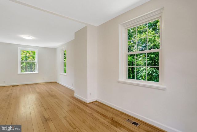4837 27TH RD S, Arlington, VA 22206