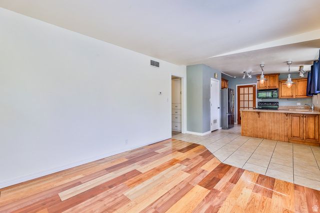 1219 E KENSINGTON AVE, Salt Lake City, UT 84105